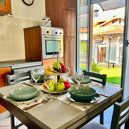House Prua A Step From The Bellano