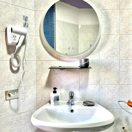 Apartment House Prua A Step From The Bellano